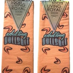 🤣NWT CUTE & COZY FUNNY “ADULTING IS BULLSH*T” SOCKS!